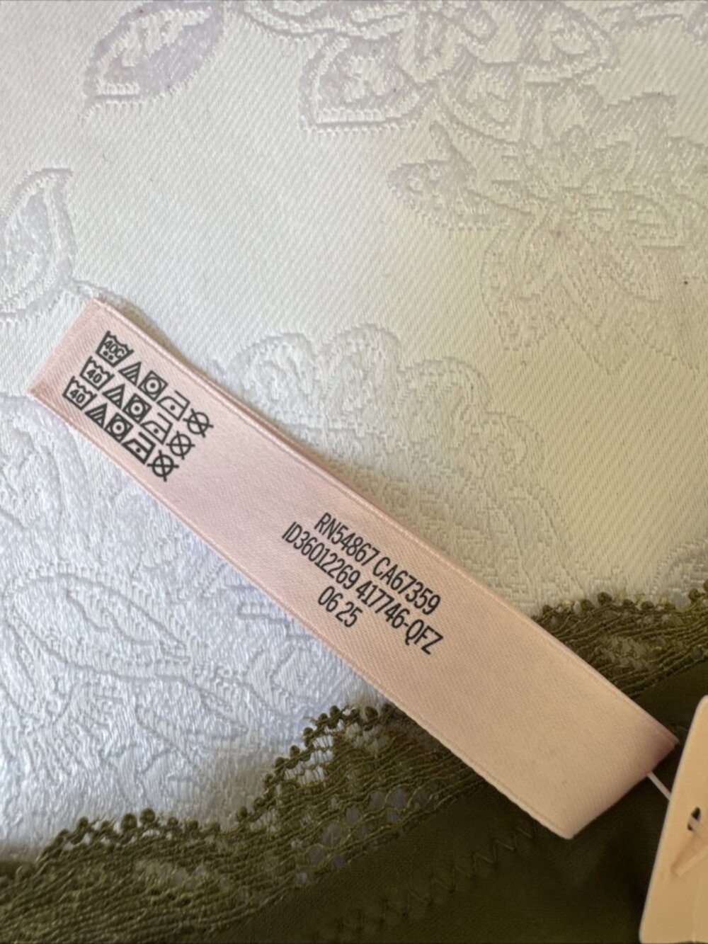 VICTORIA'S SECRET XS GREEN SILKY DREAM ANGELS LACE HI LEG BRAZILIAN PANTIES NWT - Picture 8 of 8